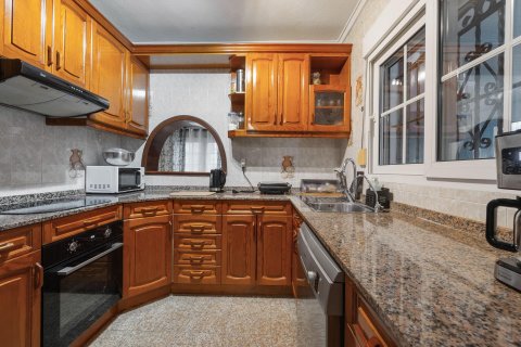 Villa à vendre à Los Balcones, Alicante, Espagne, 3 chambres, 257 m2 No. 141475 - photo 17