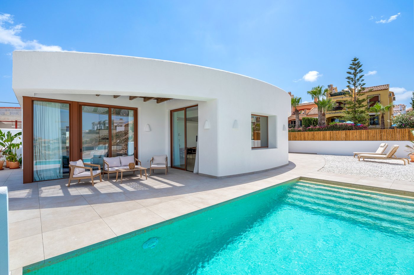 Villa a Alicante, Spagna 4 camere da letto, 345 mq. N° 173514
