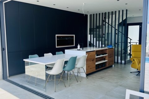 Продажа виллы в Аликанте, Испания 4 спальни, 251м2 №154799 - фото 17