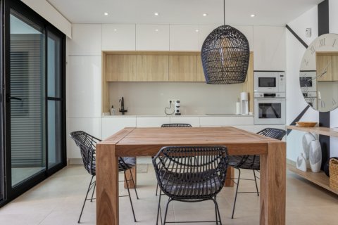 Kaupunkipientalo myytävänä Benijofar, Alicante, Espanja, 3 makuuhuonetta, 127 m2 No. 154798 - kuva 3