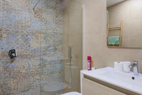 Kaupunkipientalo myytävänä Benijofar, Alicante, Espanja, 3 makuuhuonetta, 127 m2 No. 154798 - kuva 8