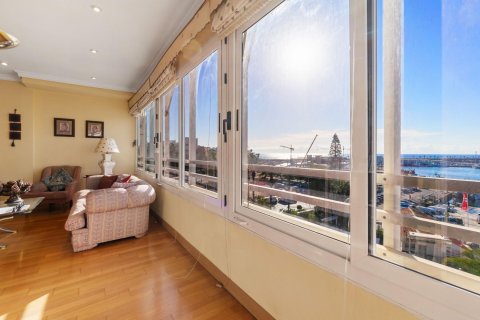 Apartament w Torrevieja, Alicante, Hiszpania 4 sypialnie, 128 mkw. nr 154797 – zdjęcie 4