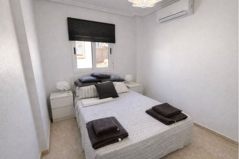 Kaupunkipientalo myytävänä La Zenia, Alicante, Espanja, 2 makuuhuonetta, 86 m2 No. 154800 - kuva 21