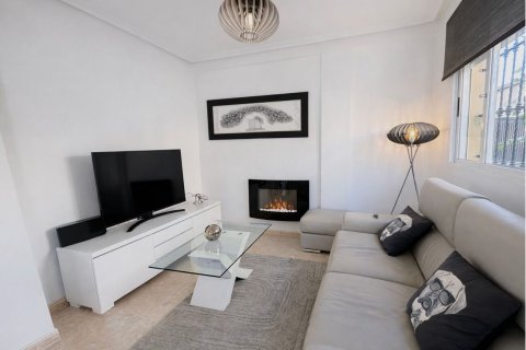 Kaupunkipientalo myytävänä La Zenia, Alicante, Espanja, 2 makuuhuonetta, 86 m2 No. 154800 - kuva 10