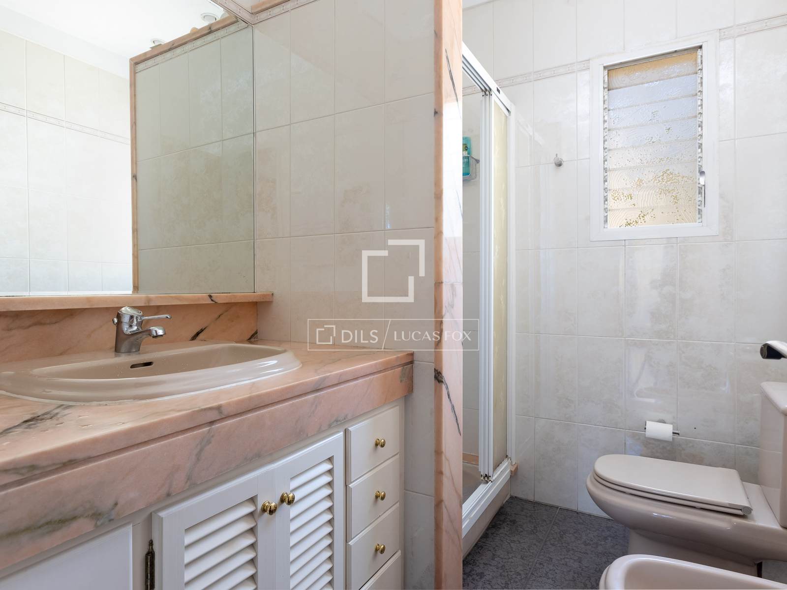 Villa a Cabrils, Barcelona, Spagna 4 camere da letto, 226 mq. N° 192575