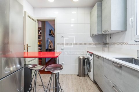 Apartamento en venta en Barcelona, España 3 dormitorios, 141 m2 No. 192574 - foto 30