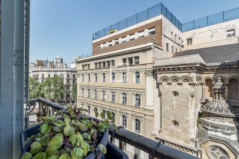 Apartamento en venta en Barcelona, España 3 dormitorios, 141 m2 No. 192574 - foto 7