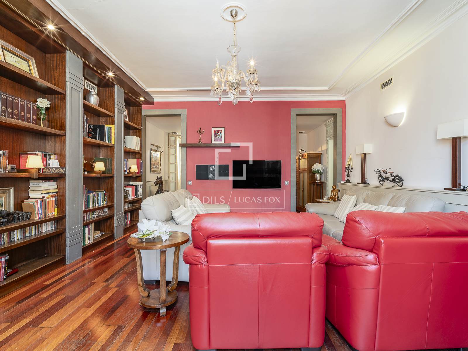 Wohnung in Barcelona, Spanien 3 Schlafzimmer, 141 m2 Nr. 192574