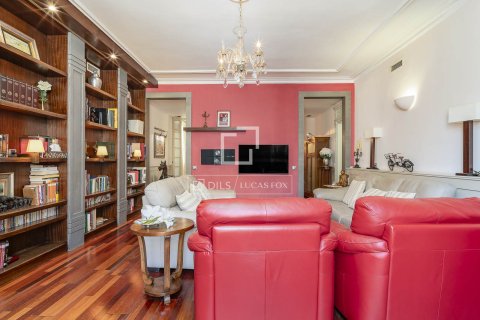 Apartamento en venta en Barcelona, España 3 dormitorios, 141 m2 No. 192574 - foto 11
