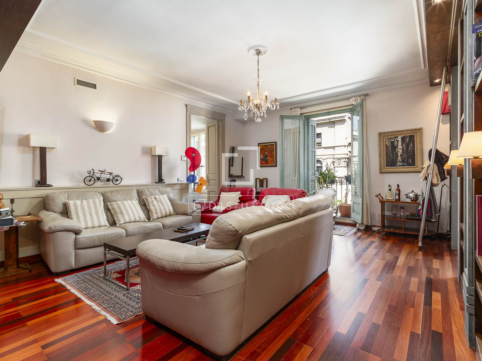 Wohnung in Barcelona, Spanien 3 Schlafzimmer, 141 m2 Nr. 192574