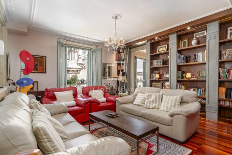 Apartamento en venta en Barcelona, España 3 dormitorios, 141 m2 No. 192574 - foto 8