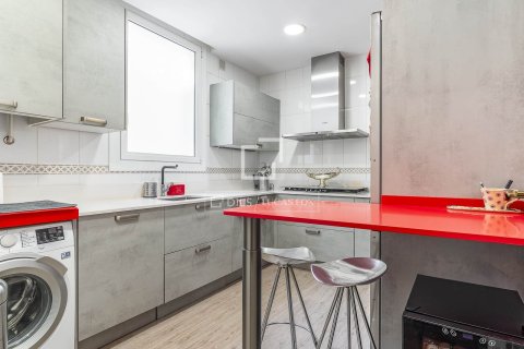 Apartamento en venta en Barcelona, España 3 dormitorios, 141 m2 No. 192574 - foto 26