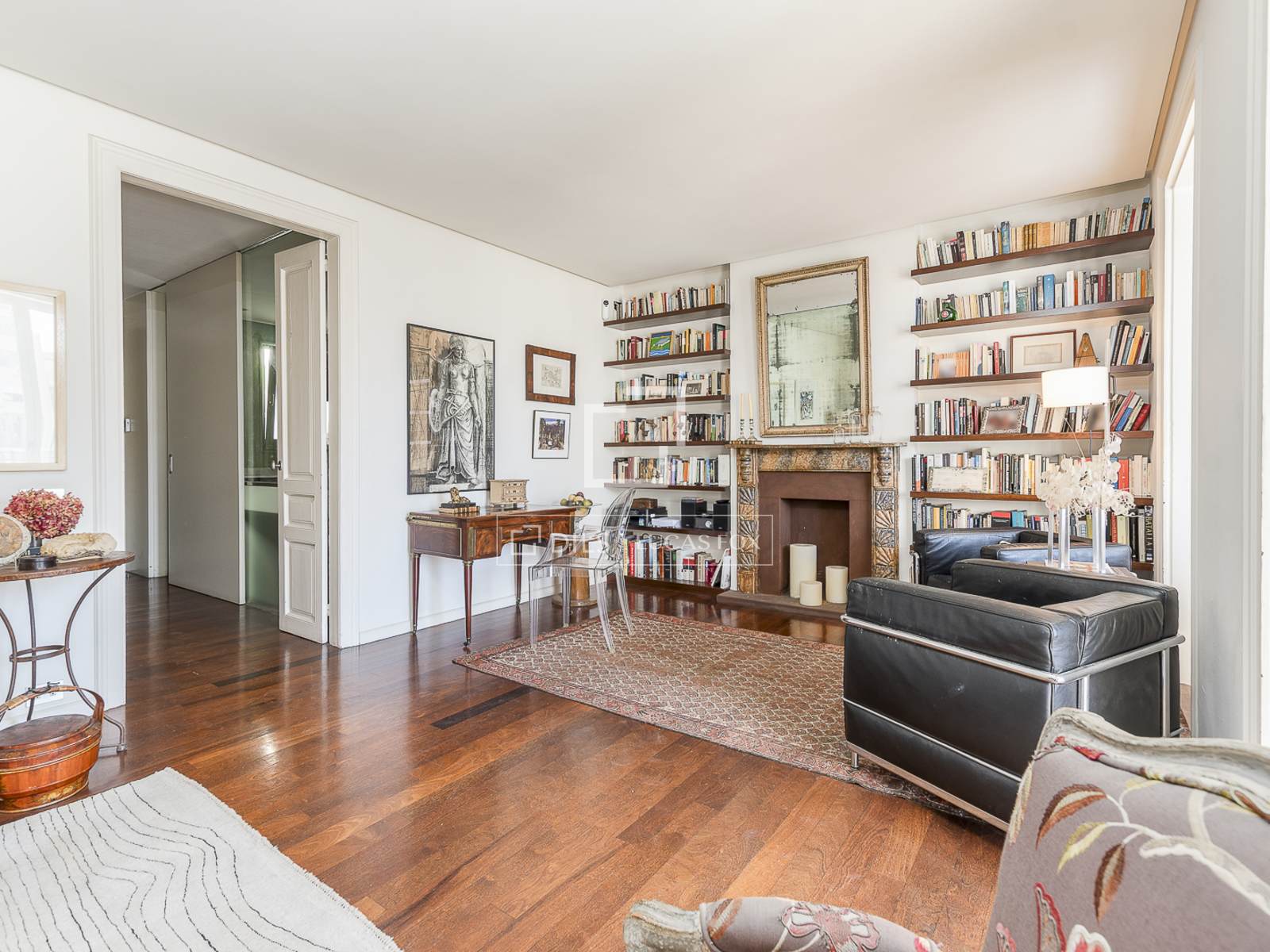 Huoneisto Barcelona, Espanja 3 makuuhuonetta, 168 m2 No. 192576