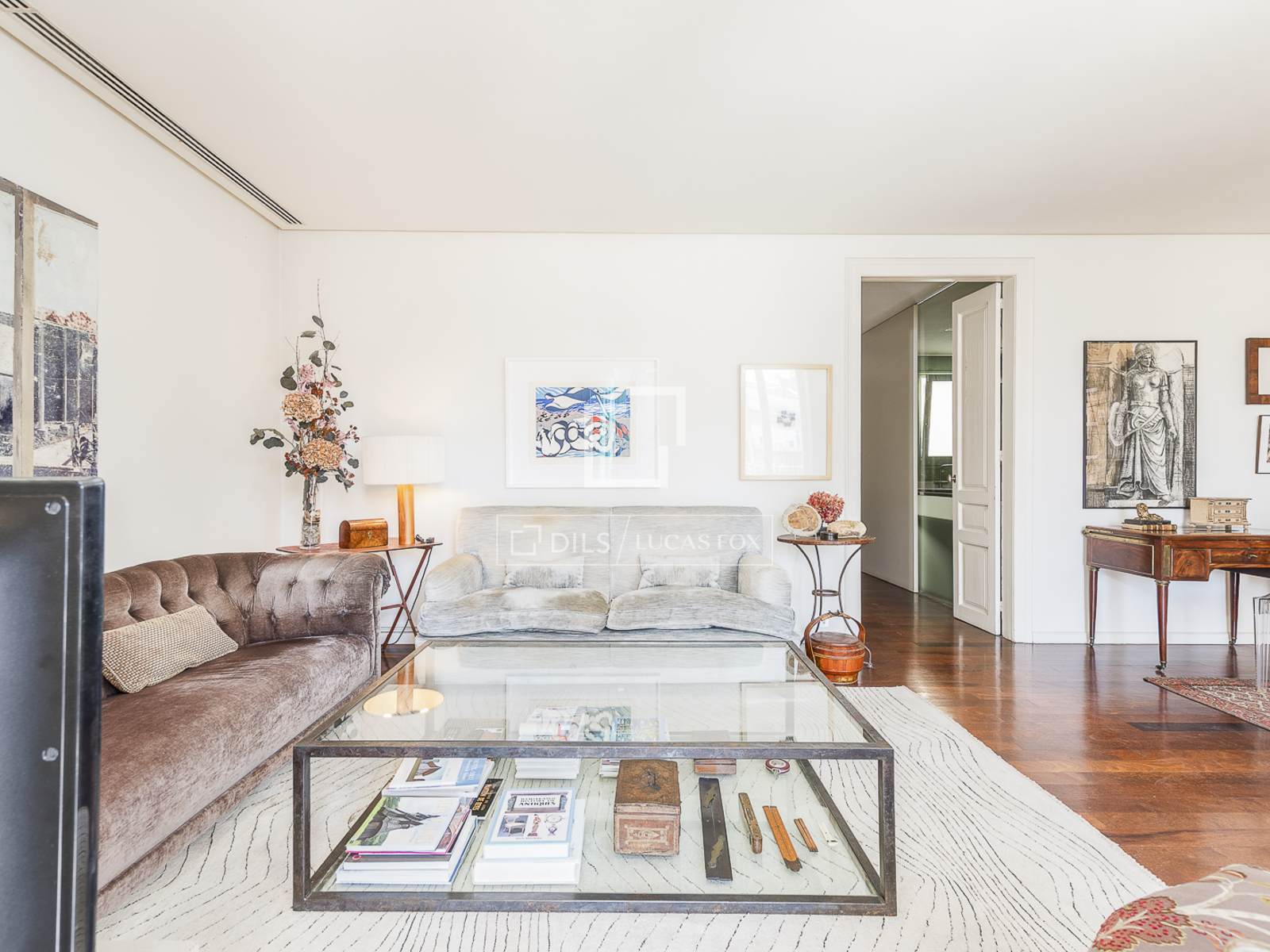 Huoneisto Barcelona, Espanja 3 makuuhuonetta, 168 m2 No. 192576