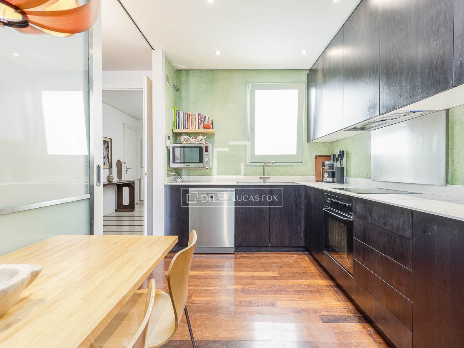 Huoneisto Barcelona, Espanja 3 makuuhuonetta, 168 m2 No. 192576