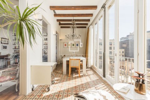 Huoneisto Barcelona, Espanja 3 makuuhuonetta, 168 m2 No. 192576