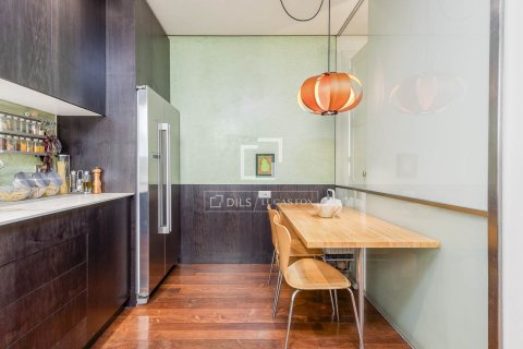 Apartamento en venta en Barcelona, España 3 dormitorios, 168 m2 No. 192576 - foto 16