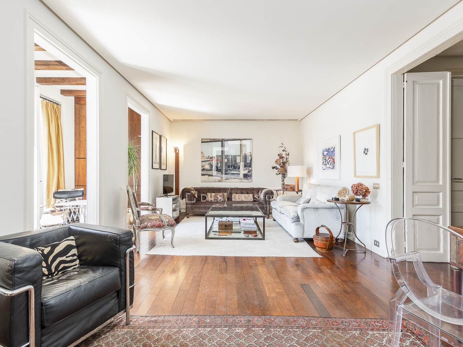 Huoneisto Barcelona, Espanja 3 makuuhuonetta, 168 m2 No. 192576