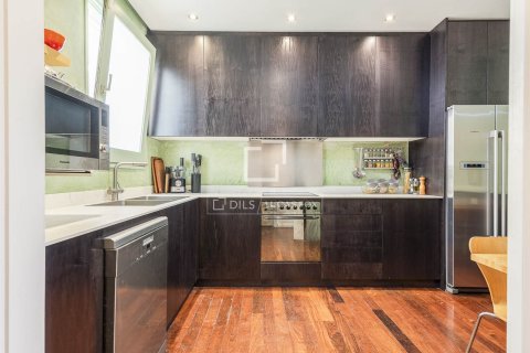 Apartamento en venta en Barcelona, España 3 dormitorios, 168 m2 No. 192576 - foto 15