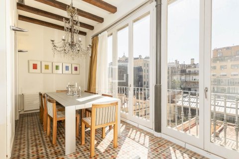 Apartamento en venta en Barcelona, España 3 dormitorios, 168 m2 No. 192576 - foto 3