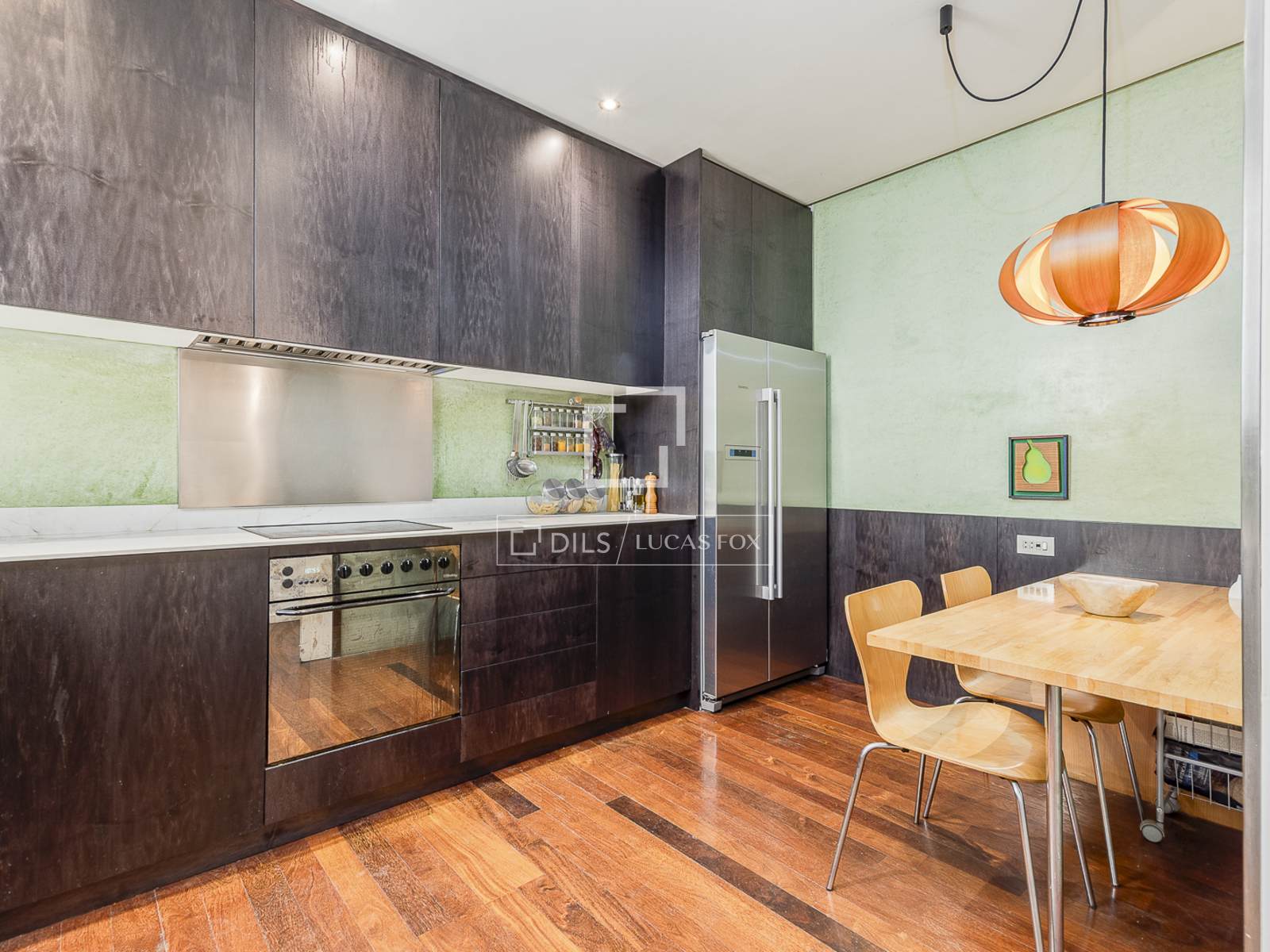Huoneisto Barcelona, Espanja 3 makuuhuonetta, 168 m2 No. 192576