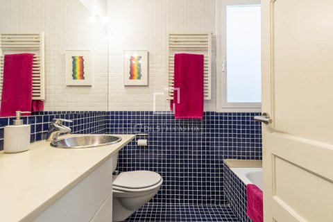Apartamento en venta en Barcelona, España 3 dormitorios, 168 m2 No. 192576 - foto 22