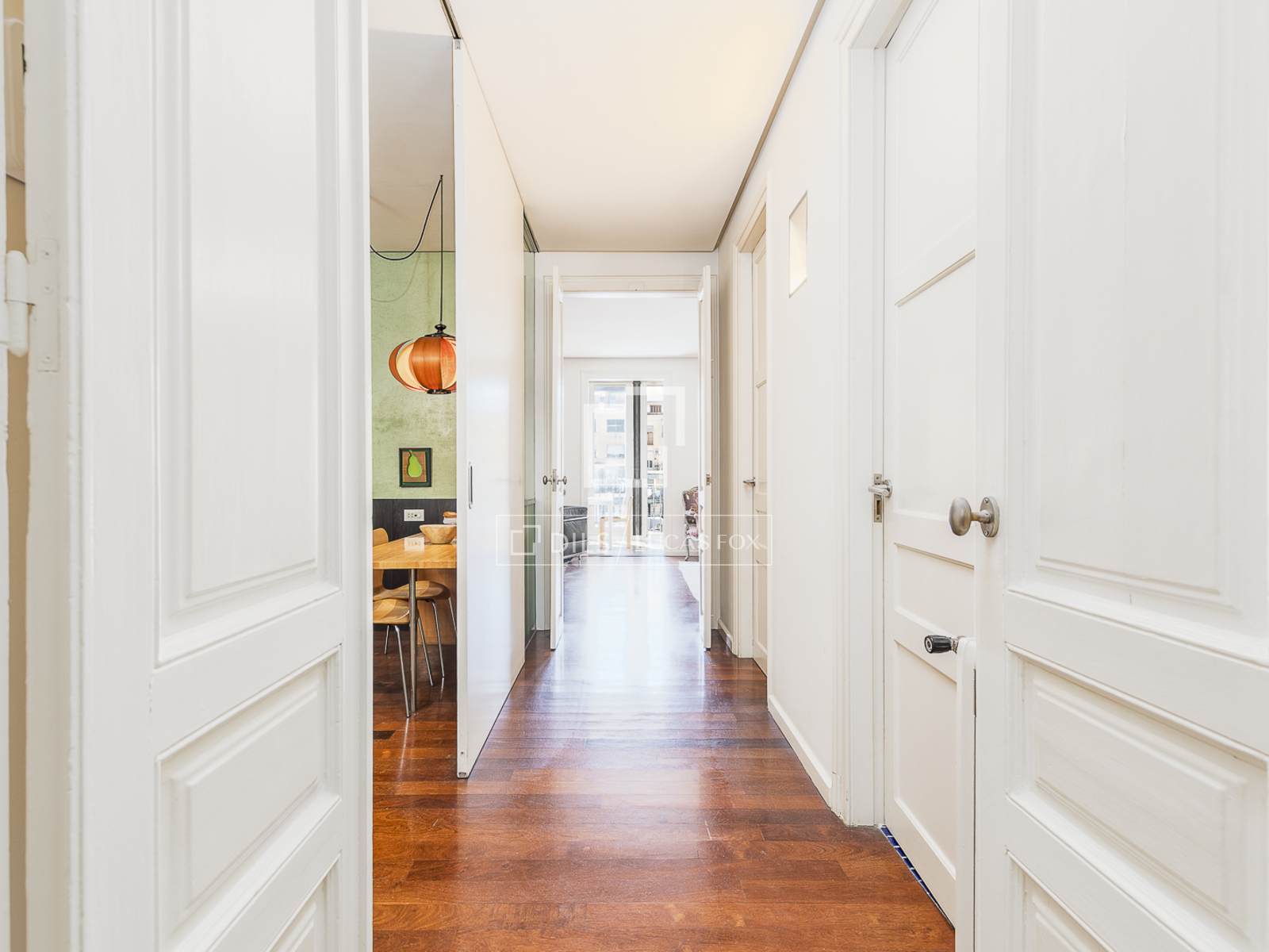 Huoneisto Barcelona, Espanja 3 makuuhuonetta, 168 m2 No. 192576