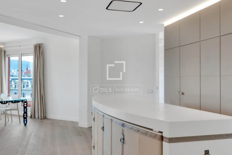 Ático en venta en Barcelona, España 2 dormitorios, 91 m2 No. 192580 - foto 16