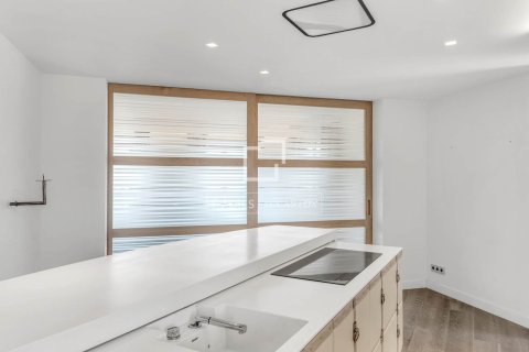 Ático en venta en Barcelona, España 2 dormitorios, 91 m2 No. 192580 - foto 17