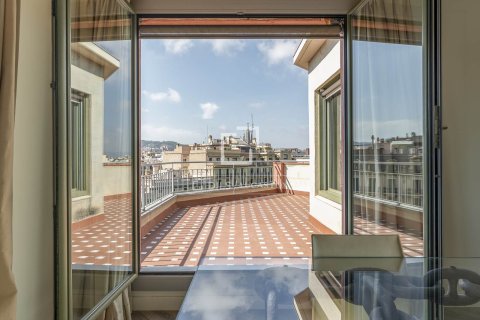 Ático en venta en Barcelona, España 2 dormitorios, 91 m2 No. 192580 - foto 26