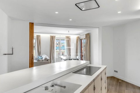 Ático en venta en Barcelona, España 2 dormitorios, 91 m2 No. 192580 - foto 11