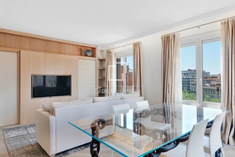 Ático en venta en Barcelona, España 2 dormitorios, 91 m2 No. 192580 - foto 8