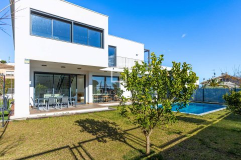 Huvila myytävänä Premia De Dalt, Barcelona, Espanja, 6 makuuhuonetta, 382 m2 No. 160814 - kuva 5