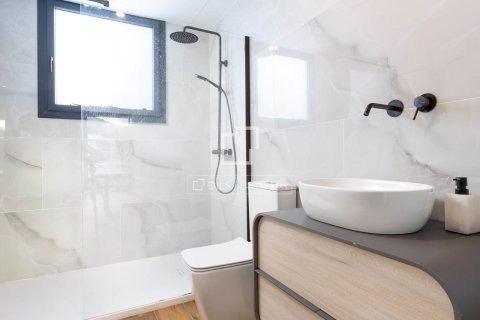 Huvila myytävänä Premia De Dalt, Barcelona, Espanja, 6 makuuhuonetta, 382 m2 No. 160814 - kuva 30