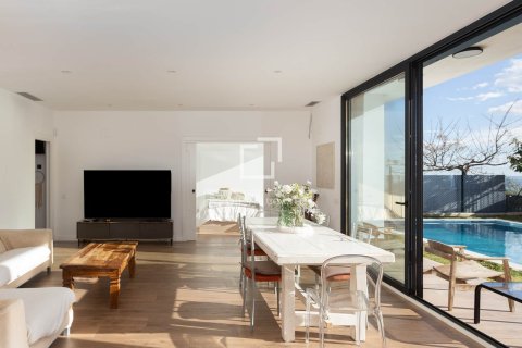 Villa for sale in Premia De Dalt, Barcelona, Spain 6 bedrooms, 382 sq.m. No. 160814 - photo 30