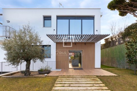 Huvila myytävänä Premia De Dalt, Barcelona, Espanja, 6 makuuhuonetta, 382 m2 No. 160814 - kuva 9