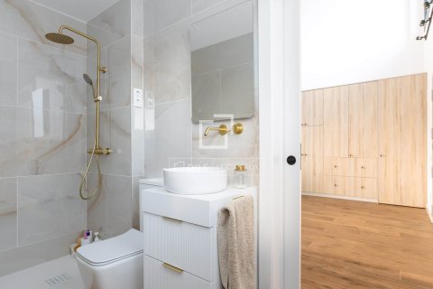 Huvila myytävänä Premia De Dalt, Barcelona, Espanja, 6 makuuhuonetta, 382 m2 No. 160814 - kuva 26