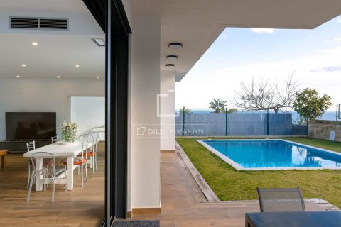 Huvila myytävänä Premia De Dalt, Barcelona, Espanja, 6 makuuhuonetta, 382 m2 No. 160814 - kuva 13