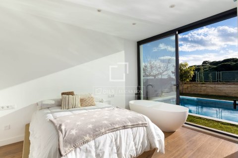 Huvila myytävänä Premia De Dalt, Barcelona, Espanja, 6 makuuhuonetta, 382 m2 No. 160814 - kuva 22