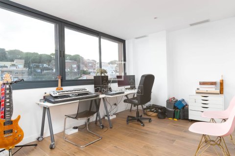 Villa for sale in Premia De Dalt, Barcelona, Spain 6 bedrooms, 382 sq.m. No. 160814 - photo 28