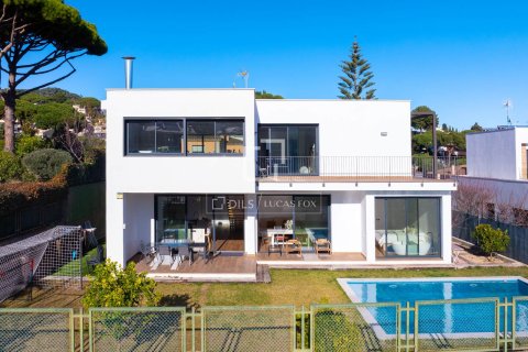 Huvila myytävänä Premia De Dalt, Barcelona, Espanja, 6 makuuhuonetta, 382 m2 No. 160814 - kuva 3