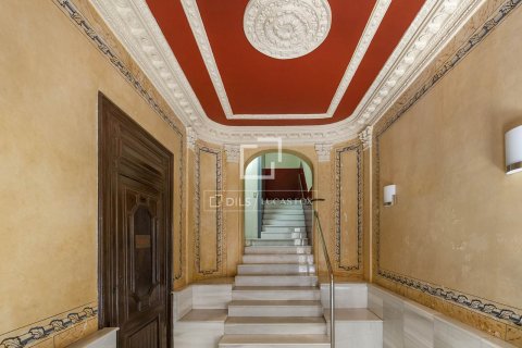 Huoneisto vuokrattavana Barcelona, Espanja, 2 makuuhuonetta, 111 m2 No. 160812 - kuva 30