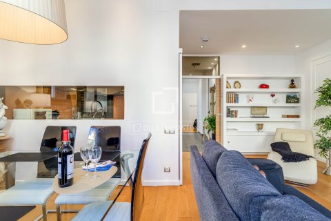 Apartment à vendre à Barcelona, Espagne, 2 chambres, 82 m2 No. 160813 - photo 12