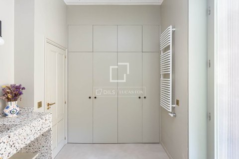 Apartament w Barcelona, Hiszpania 3 sypialnie, 178 mkw. nr 160811 – zdjęcie 25