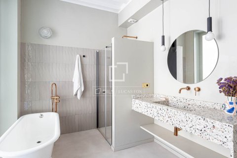 Apartament w Barcelona, Hiszpania 3 sypialnie, 178 mkw. nr 160811 – zdjęcie 23