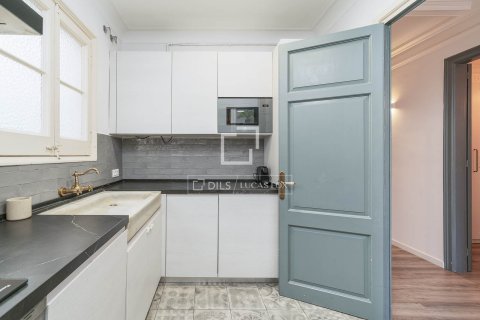 Apartment à vendre à Barcelona, Espagne, 4 chambres, 137 m2 No. 160816 - photo 21