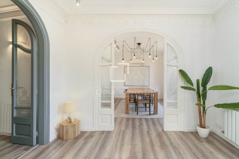 Apartment à vendre à Barcelona, Espagne, 4 chambres, 137 m2 No. 160816 - photo 15