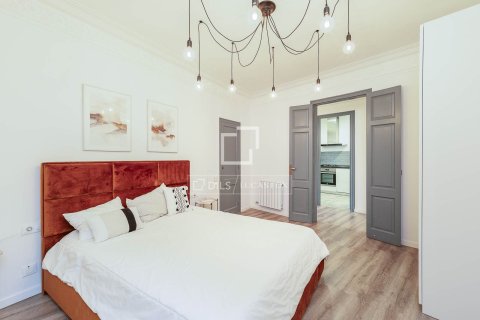 Apartment à vendre à Barcelona, Espagne, 4 chambres, 137 m2 No. 160816 - photo 29