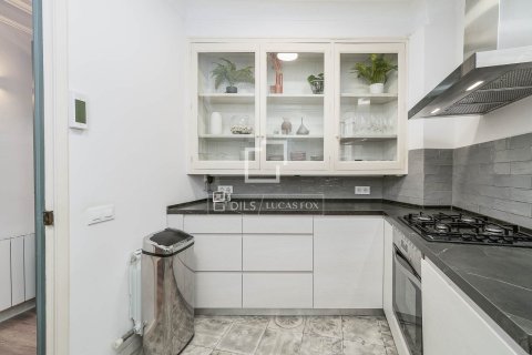 Apartment à vendre à Barcelona, Espagne, 4 chambres, 137 m2 No. 160816 - photo 20