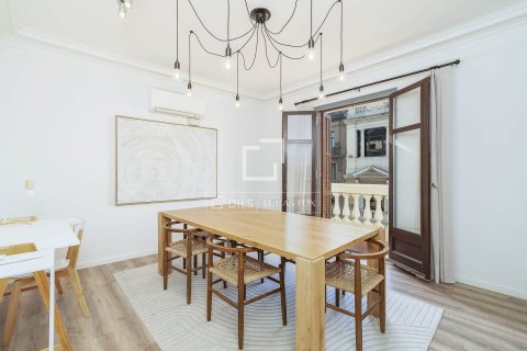 Apartment à vendre à Barcelona, Espagne, 4 chambres, 137 m2 No. 160816 - photo 14